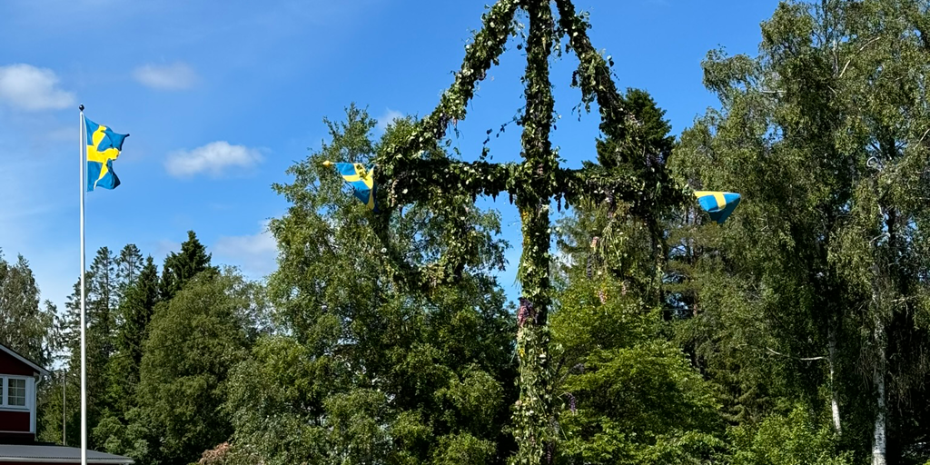 Olofsfors AB önskar er alla en Trevlig Midsommar!